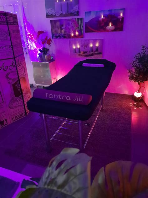 Tantric massage Sexual massage Bliss Corner